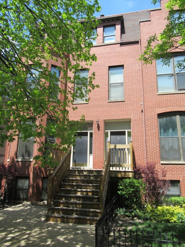 property at 1538 W Monroe St