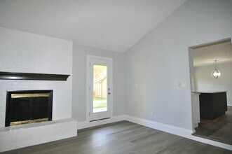 201 Sioux St in Keller, TX - Building Photo - Building Photo
