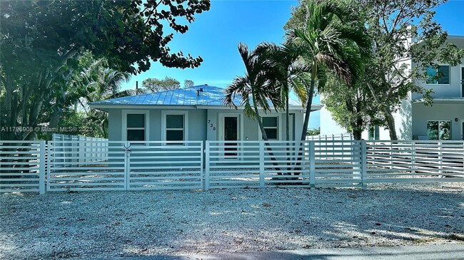 property at 730 Largo Rd
