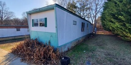 8364 Cedar St in Connelly Springs, NC - Building Photo - Building Photo