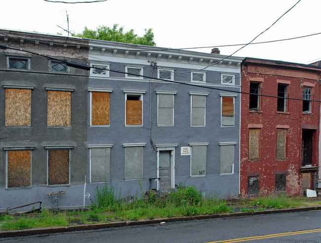 147 Sheridan Ave in Albany, NY - Foto de edificio - Building Photo