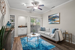 Champions of North Dallas Apartments in Dallas, TX - Building Photo