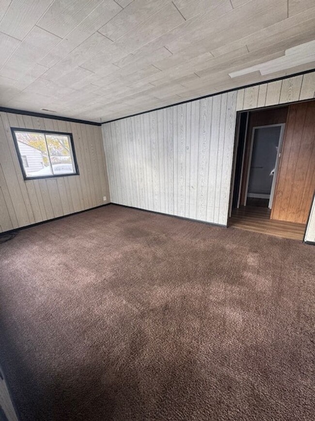 4710 W Cedar Crest Cir in Fort Wayne, IN - Building Photo - Building Photo