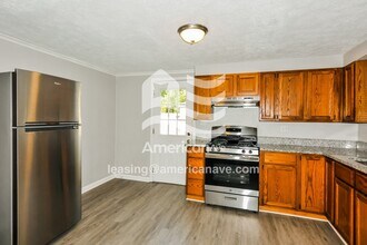 1321 Gladys St in Collinsville, IL - Building Photo - Building Photo