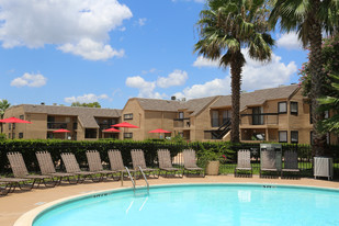 Woodchase Apartments