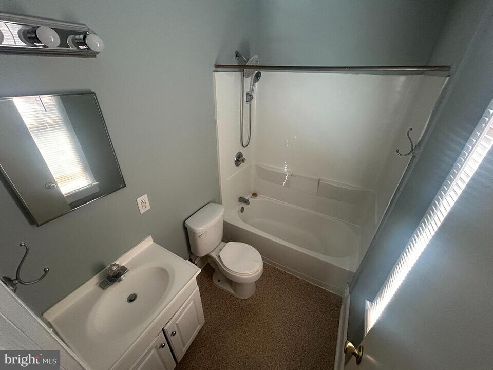 143 Lafayette St in Riverside, NJ - Building Photo