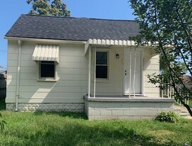 23352 Powell Ave in Hazel Park, MI - Building Photo