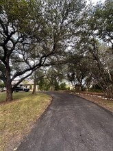 1302 Ridgecrest Dr in Austin, TX - Building Photo - Building Photo
