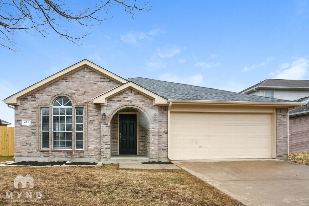 421 Pin Oak Ln in Royse City, TX - Building Photo
