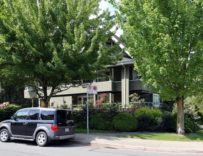 The Beaches in Vancouver, BC - Building Photo - Primary Photo
