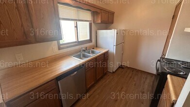 3210 S Handley St in Wichita, KS - Building Photo - Building Photo