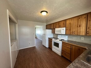 520 W 32nd St in Scottsbluff, NE - Building Photo - Building Photo