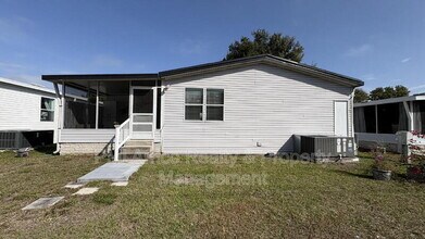 712 Choo Choo Ln in Valrico, FL - Building Photo - Building Photo