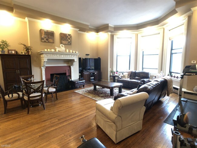 186 Beacon St-Unit -Apt 3 in Boston, MA - Building Photo - Building Photo