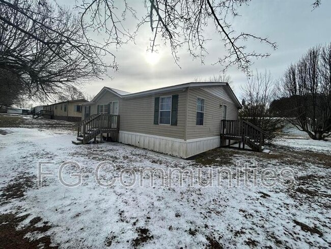 141 Sunnybrook Ln in Ellenboro, NC - Building Photo - Building Photo