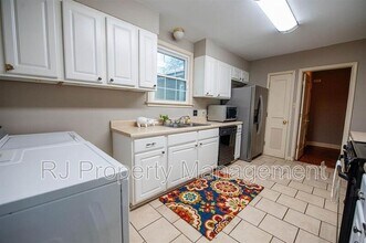 41 S Fenwick Rd in Memphis, TN - Building Photo - Building Photo