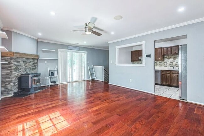 4556C Ryan Pl in Waldorf, MD - Building Photo - Building Photo