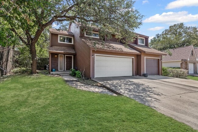 8113 Baywood Dr in Austin, TX - Building Photo - Building Photo