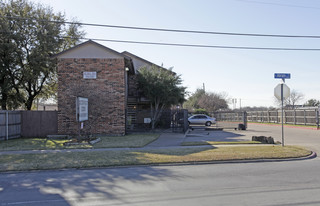 Midway Inn Apartments