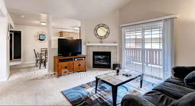 1288 Lake Cir in Windsor, CO - Building Photo - Building Photo