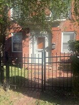 1800 Market St in Harrisburg, PA - Building Photo