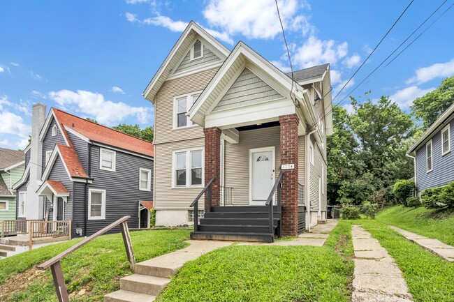 property at 1114 Fairbanks Ave