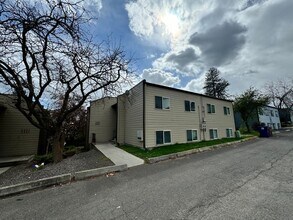 2333 E 29th Ave in Spokane, WA - Building Photo - Building Photo