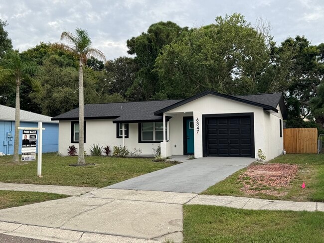 6347 S Lansdale Cir in Tampa, FL - Building Photo - Building Photo