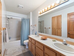 1712 W Olive St in Bozeman, MT - Building Photo - Building Photo
