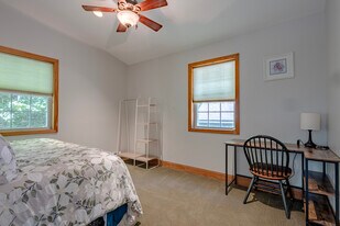 386 Leroux Rd in Middle Grove, NY - Building Photo