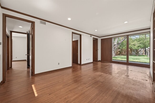 property at 10614 Fairlane Dr