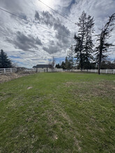 2120 W Strong Rd in Spokane, WA - Foto de edificio - Building Photo