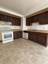 25 Barton Ct in Buffalo, NY - Building Photo