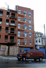 138-06 35th Ave in Flushing, NY - Building Photo - Building Photo