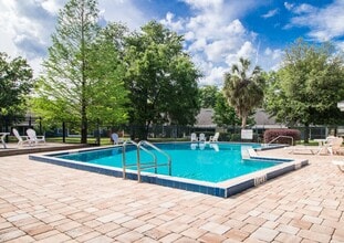 5036 NW 1st Pl in Gainesville, FL - Building Photo - Building Photo