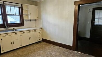 1206 E Myrtle Ave in Johnson City, TN - Building Photo - Building Photo