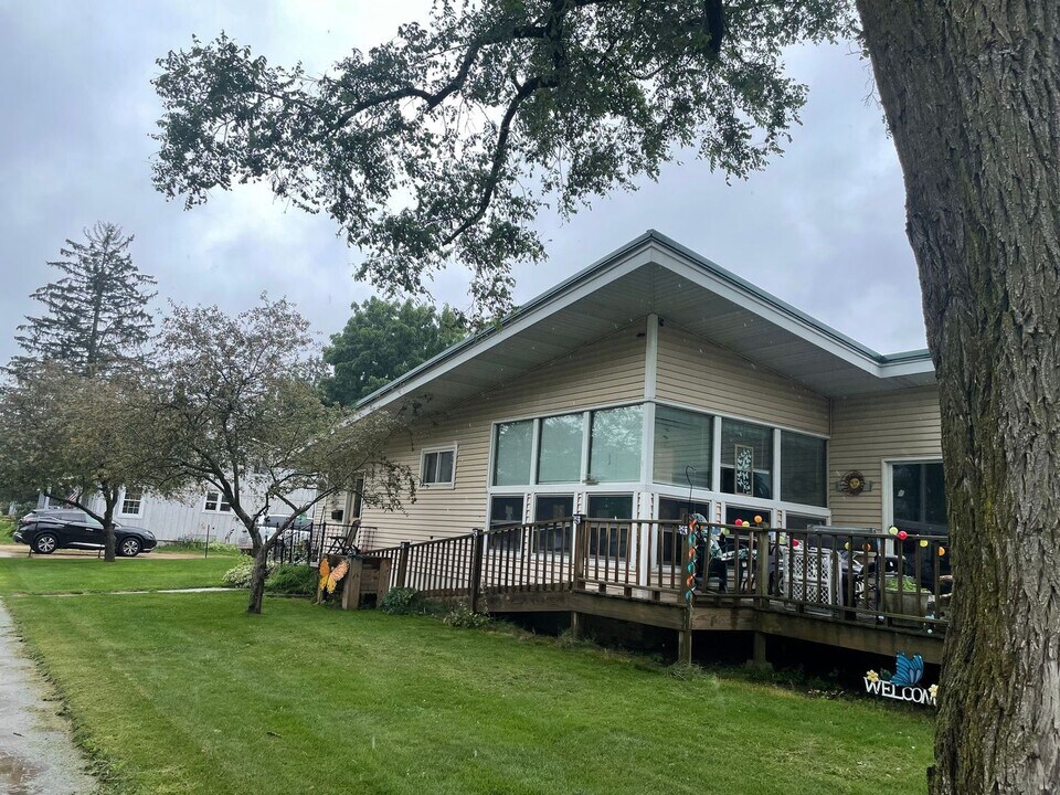 106 Fred St in Antigo, WI - Building Photo