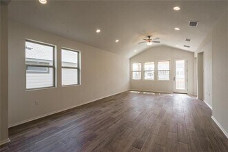 1911 Crimson Rosella Trl in Austin, TX - Building Photo - Building Photo