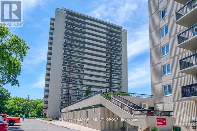property at 158C McArthur Ave.