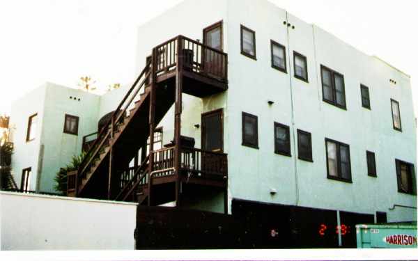 844-850 Buena Vista St in Ventura, CA - Building Photo - Building Photo