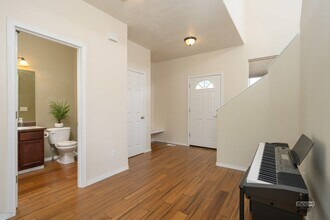 844 N Back Eddy Cir in Palmer, AK - Building Photo - Building Photo