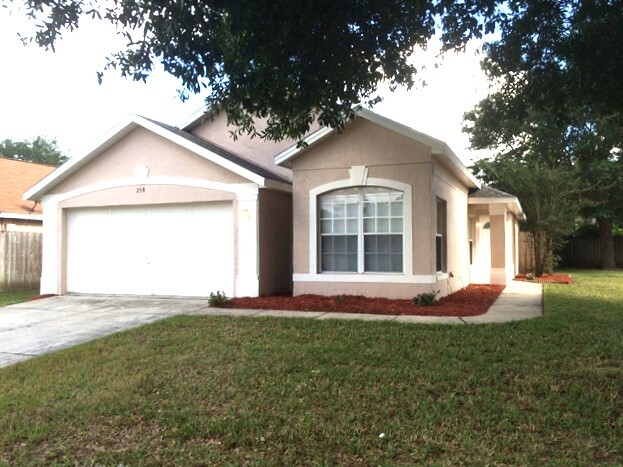 258 Meagan Beth Rd in Apopka, FL - Building Photo