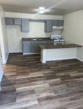 18498 Montezuma St in Adelanto, CA - Building Photo - Building Photo