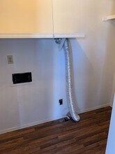 3353 E Sunset St in Springfield, MO - Building Photo - Building Photo