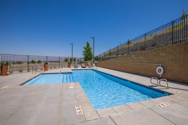 Seasons at Southpoint in Draper, UT - Foto de edificio - Building Photo