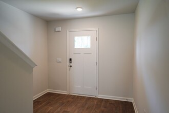 128 Painted Lady Lp in Savannah, GA - Building Photo - Building Photo