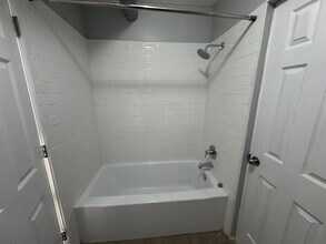 2804 N Major Ave, Unit 2 in Chicago, IL - Foto de edificio - Building Photo