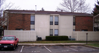 Stratford Town Apartments in Delaware, OH - Building Photo - Building Photo