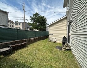 57 Center St in Highland Falls, NY - Building Photo - Building Photo