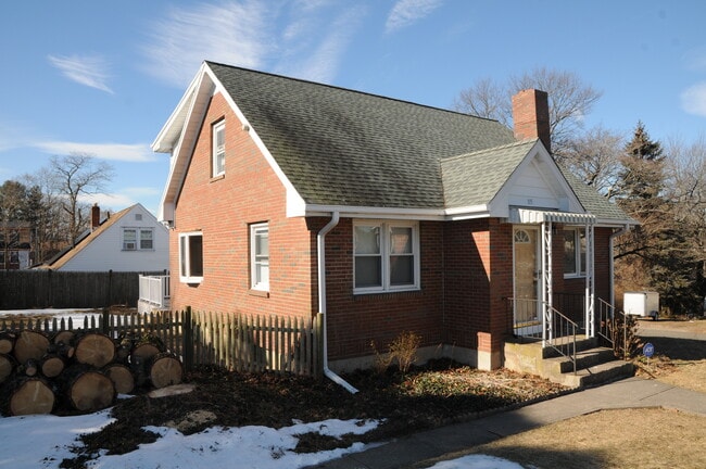property at 115 Beauvue Ter
